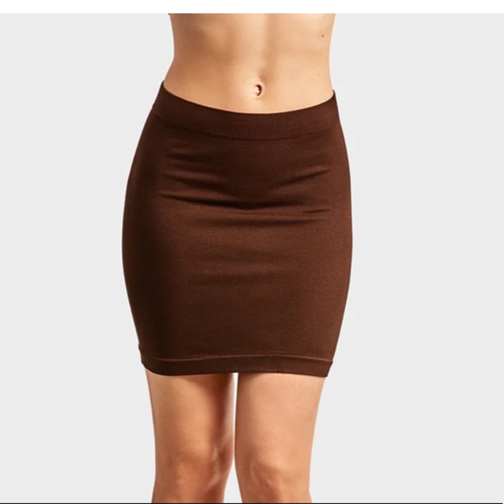 BNWT New Seamless Brown Skirt